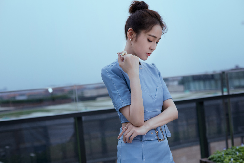 高清吉林省辽源女明星张佳宁清新白娘子造型图片图片