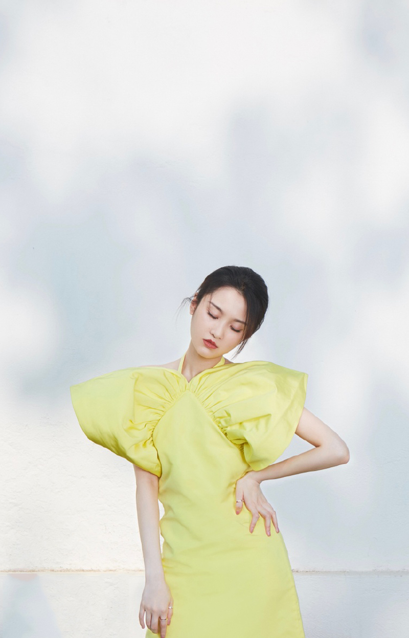 中国内地女演员谋女郎张慧雯如梦如幻唯美写真图片图片