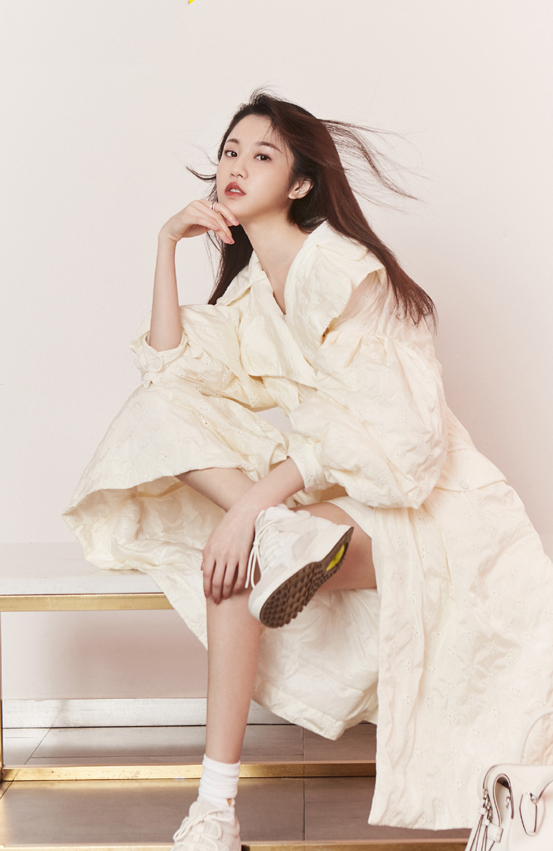 中国内地女演员谋女郎张慧雯如梦如幻唯美写真图片图片