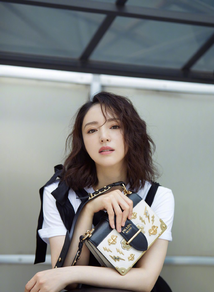 高清中国内地黑龙江省牡丹江影视女演员董璇气质靓丽美女写真图片