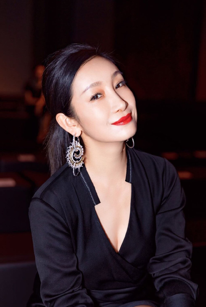 高清中国辽宁省营口女演员秦海璐写真图片图片