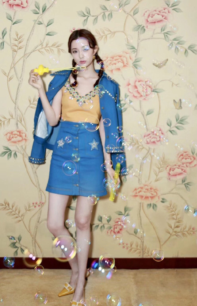 盖玥希黄裙优雅时尚写真图片图片