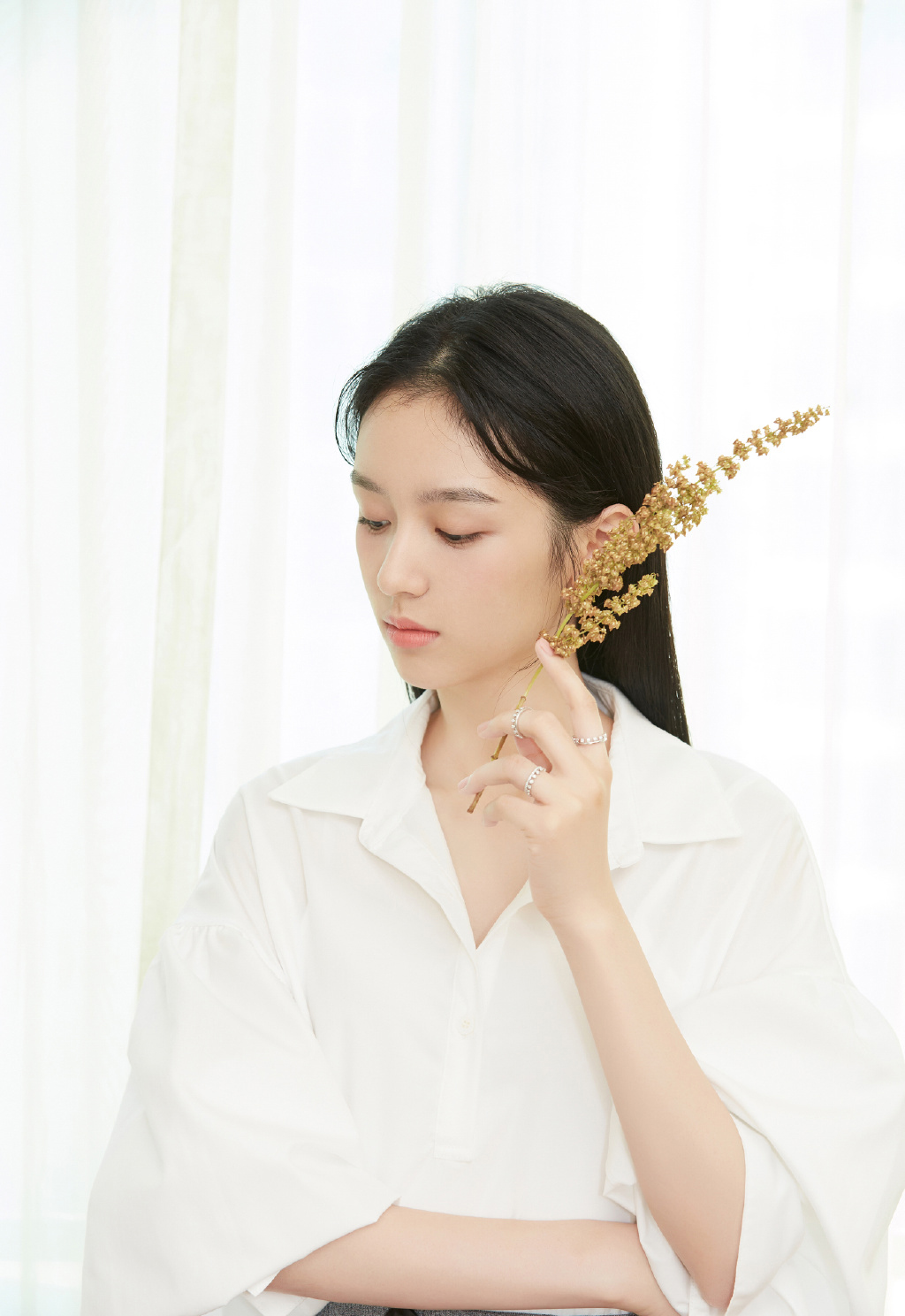 女星周也图片