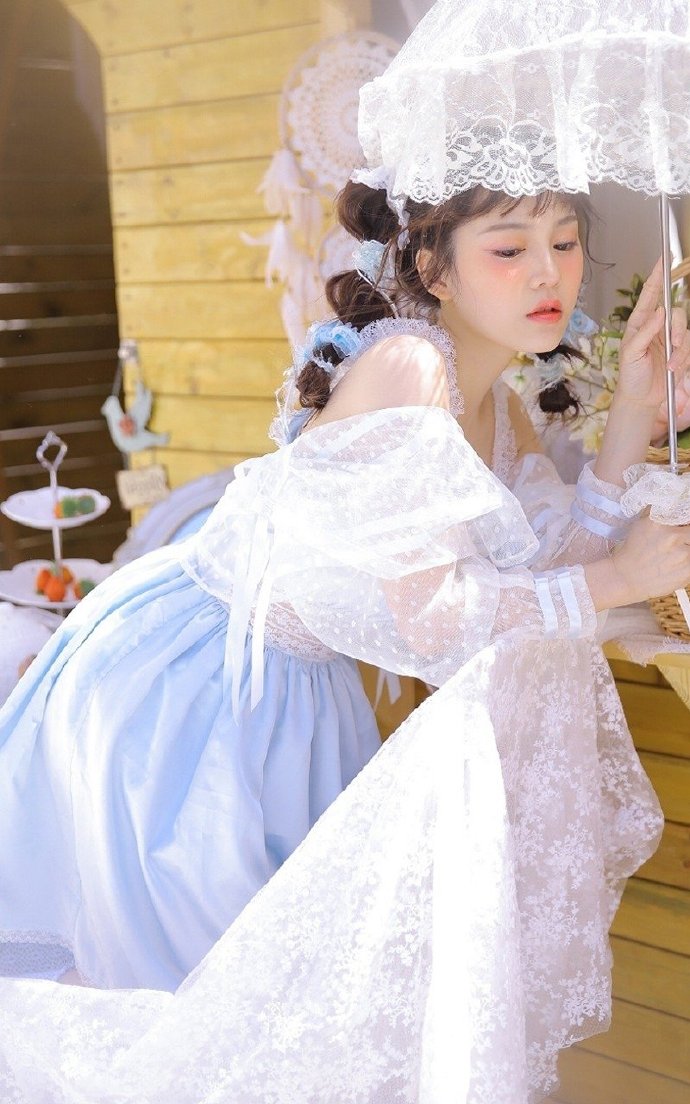 中国北京当代95后女演员宋祖儿性感写真桌面壁纸图片