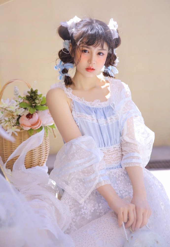 中国北京当代95后女演员宋祖儿性感写真桌面壁纸图片