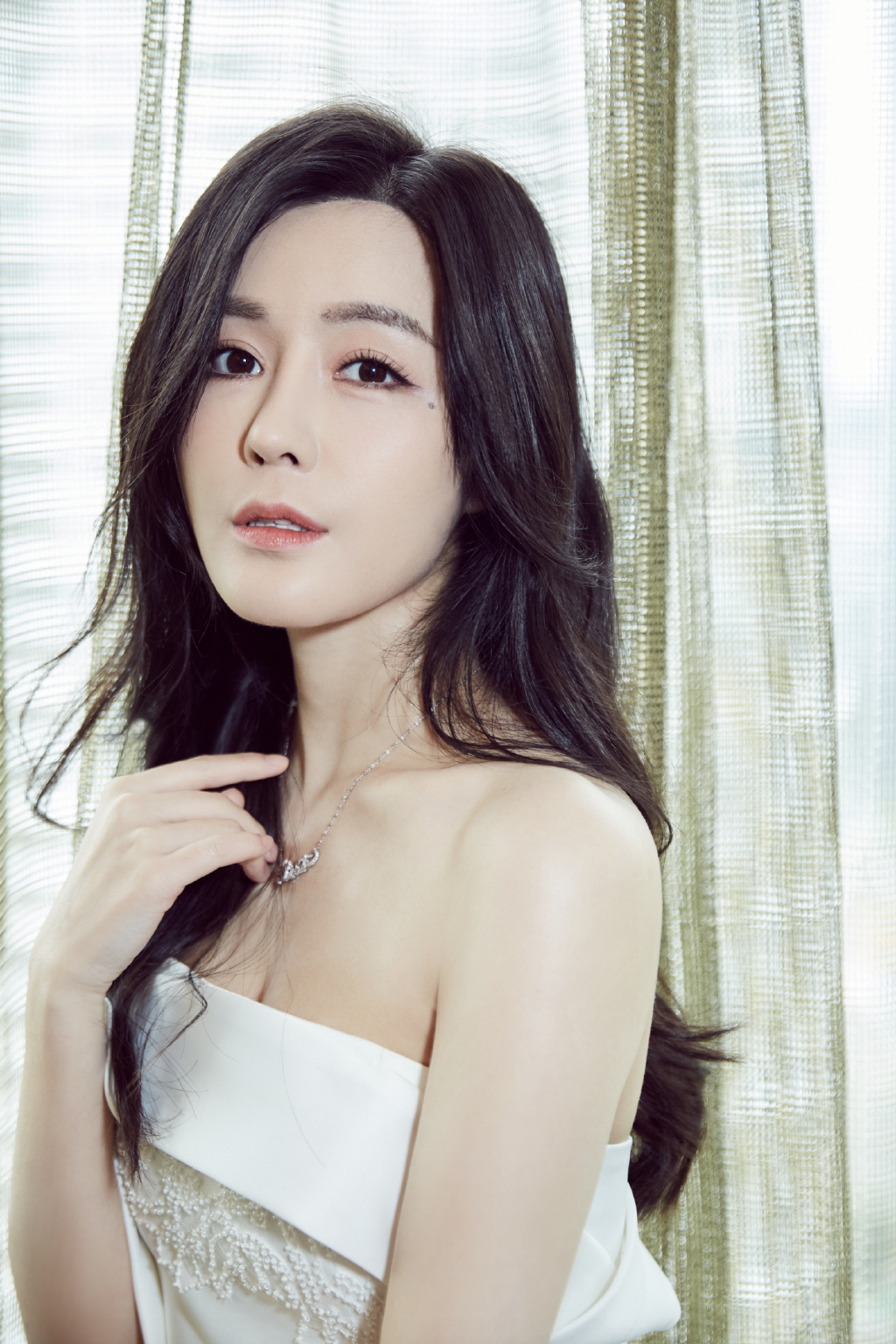 高清江西省萍乡美女汤晶媚甜酷靓丽写真图片图片