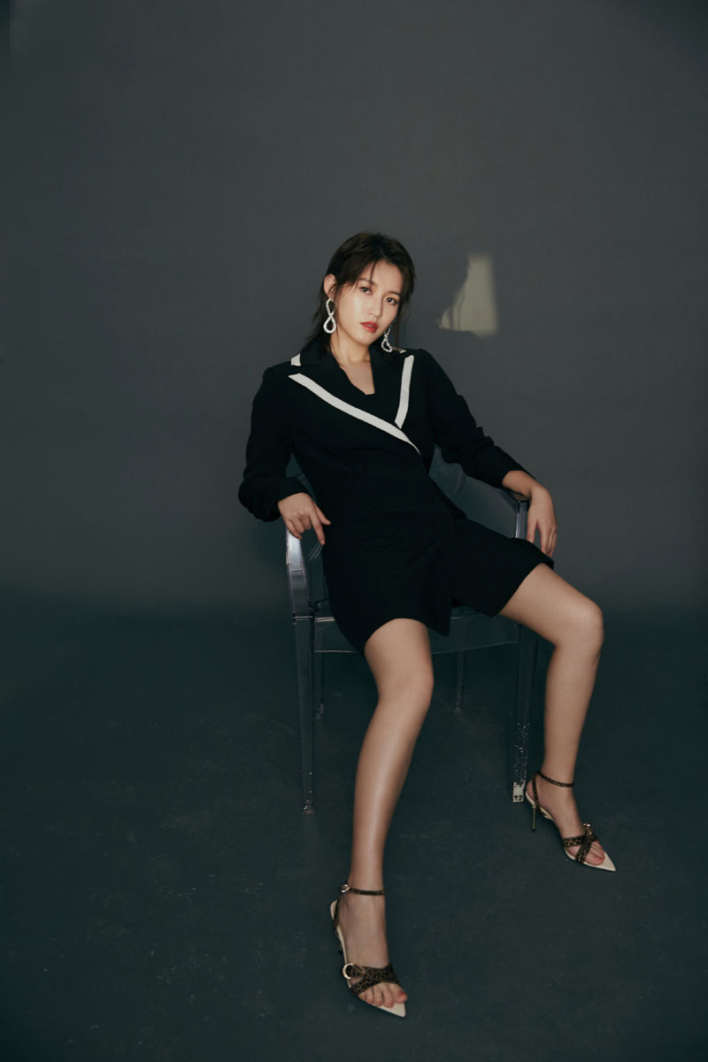 高清湖南衡阳美女苏青成熟魅力时尚写真大片图片