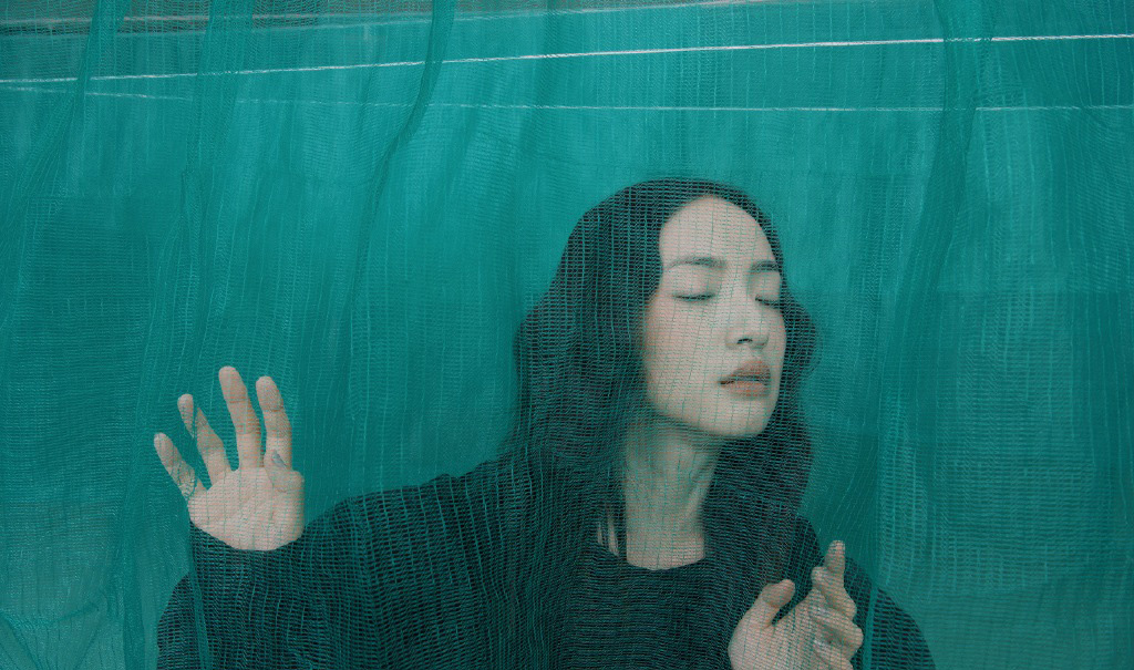 林依晨杂志封面性感写真图片图片