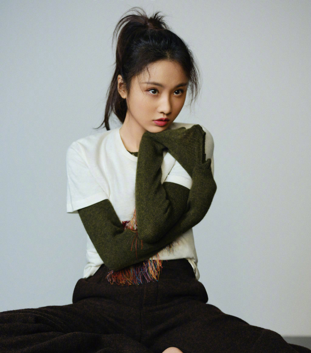 中国内地女演员谋女郎张慧雯如梦如幻唯美写真图片图片
