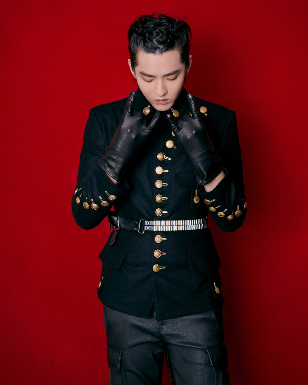高清广州男明星吴亦凡单曲宣传照写真图片图片