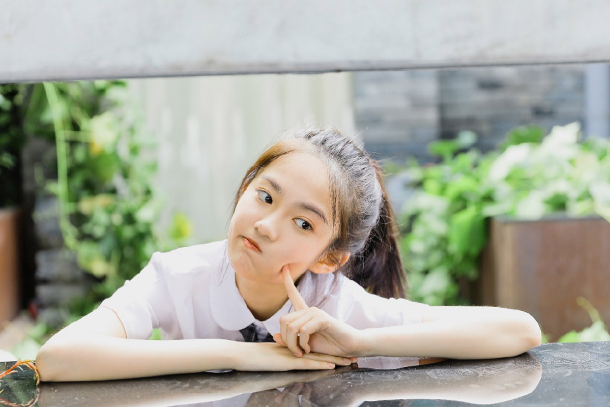 中国内地海市女演员汤梦佳清纯甜美制服写真图片图片
