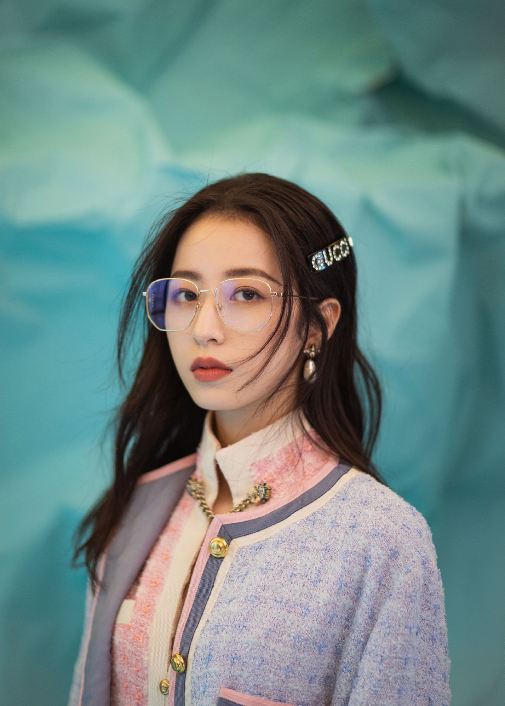 周雨彤图片