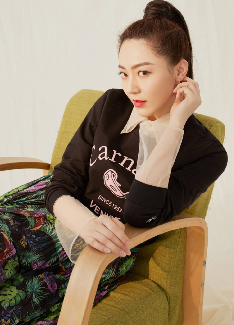 黄梦莹图片