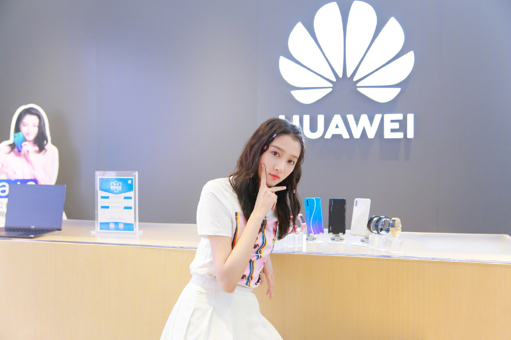 关晓彤图片