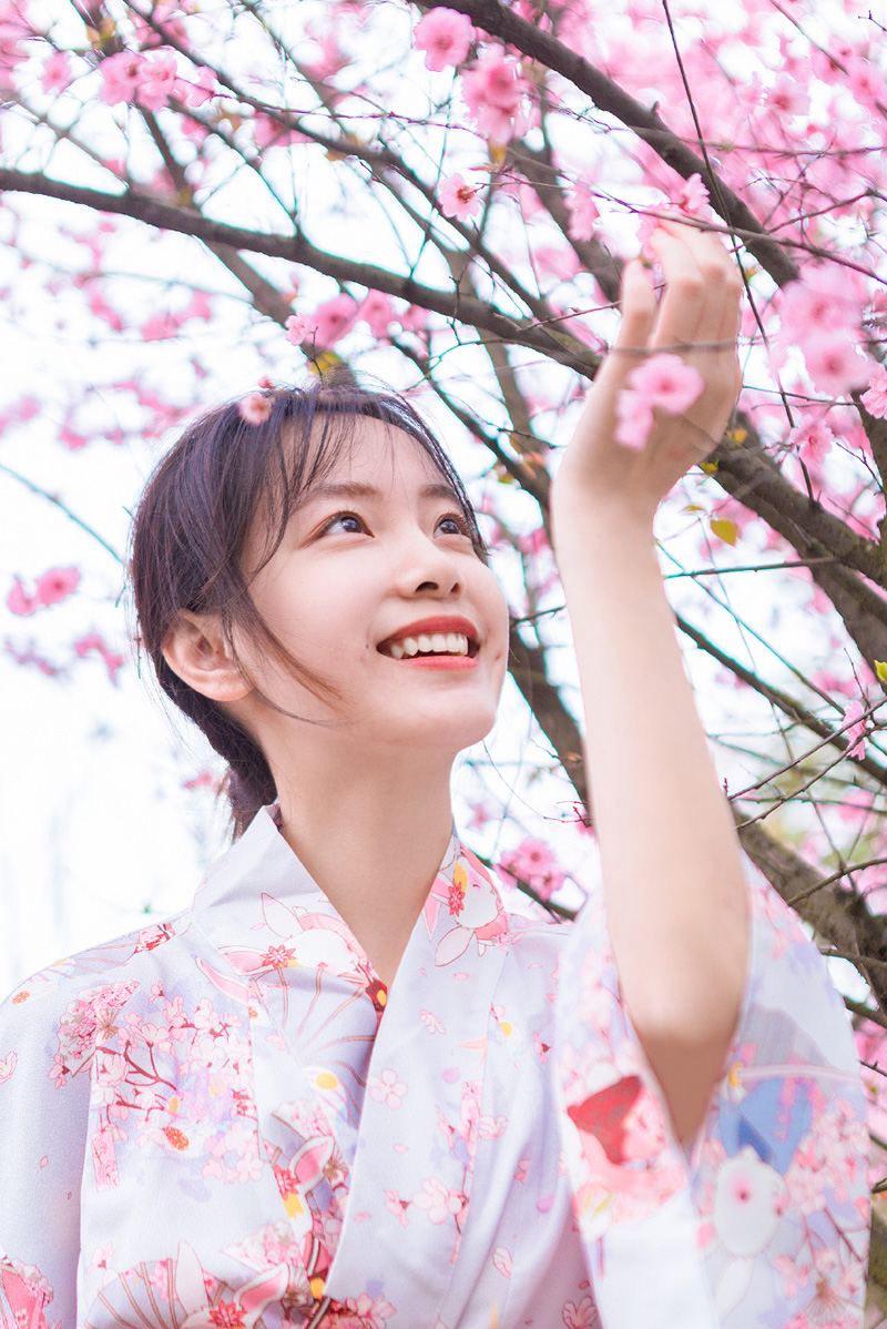 酒窝美女图片