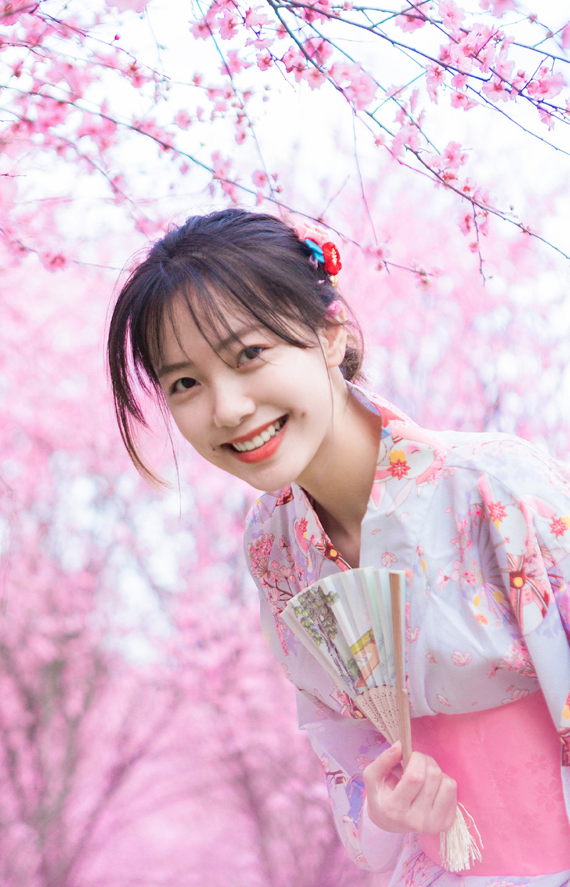 酒窝美女图片