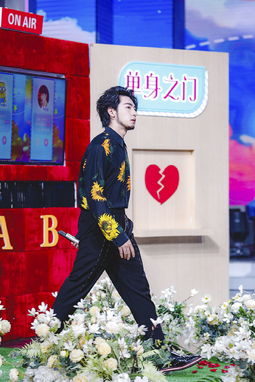 高清综艺盛一伦快乐大本营帅气图片图片