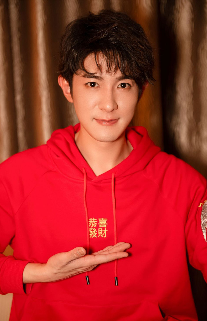 中国内地男演员季肖冰帅气写真图片图片 中国内地男演员季肖冰帅气写真图片图片