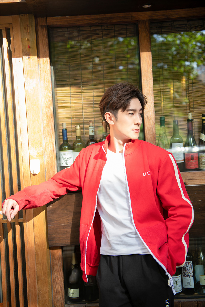 中国内地男演员季肖冰清爽帅气时尚写真图片图片 中国内地男演员季肖冰清爽帅气时尚写真图片图片