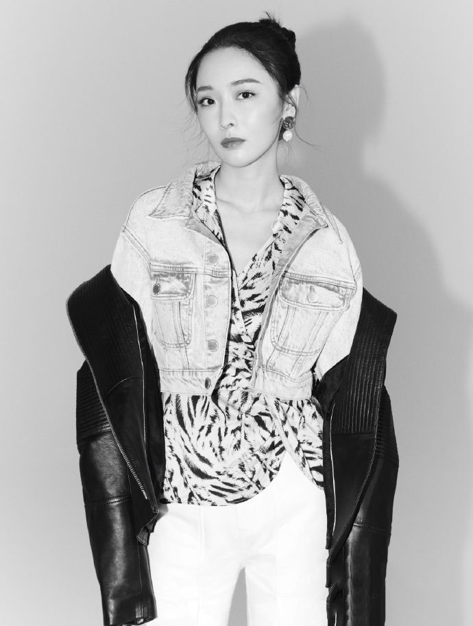 李曼可爱俏皮丸子头写真图片图片