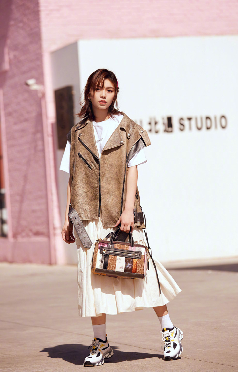 中国台湾女演员宋芸桦性感写真高清图片图片