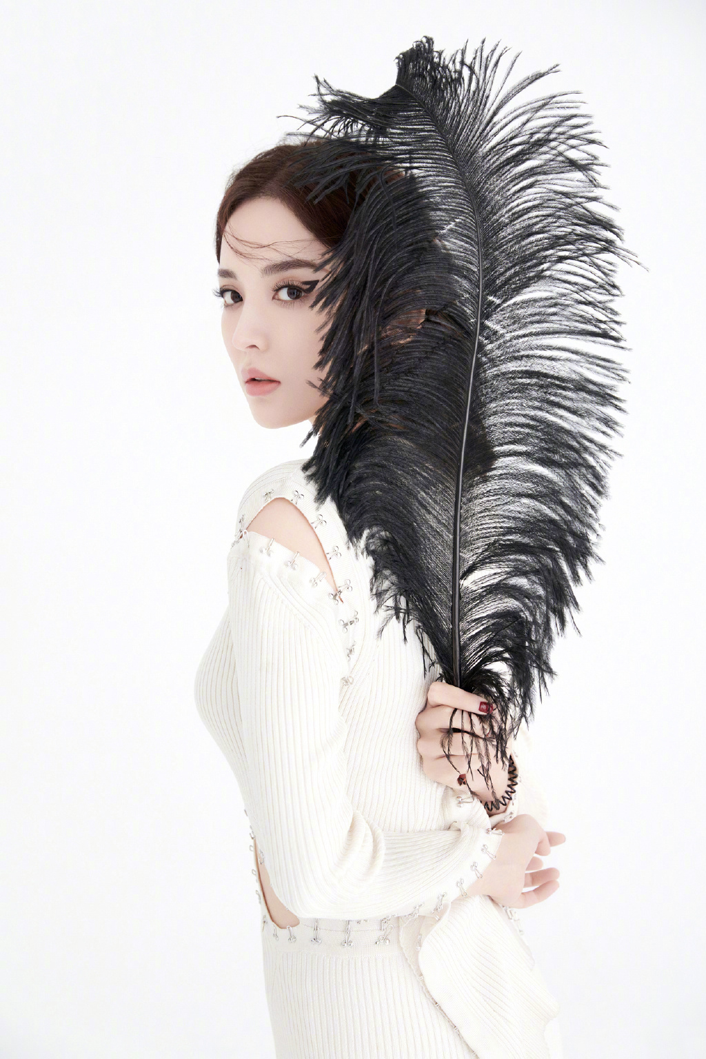 中国内地新疆乌鲁木齐市影视女演员古力娜扎微博之夜性感甜美写真图片图片