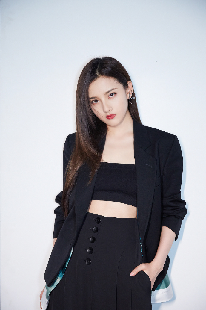中国北京当代95后女演员宋祖儿魅力写真图片桌面壁纸图片 中国北京当代95后女演员宋祖儿魅力写真图片桌面壁纸图片