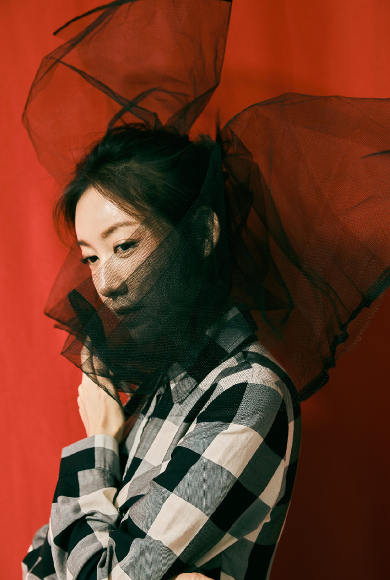 美女高露图片