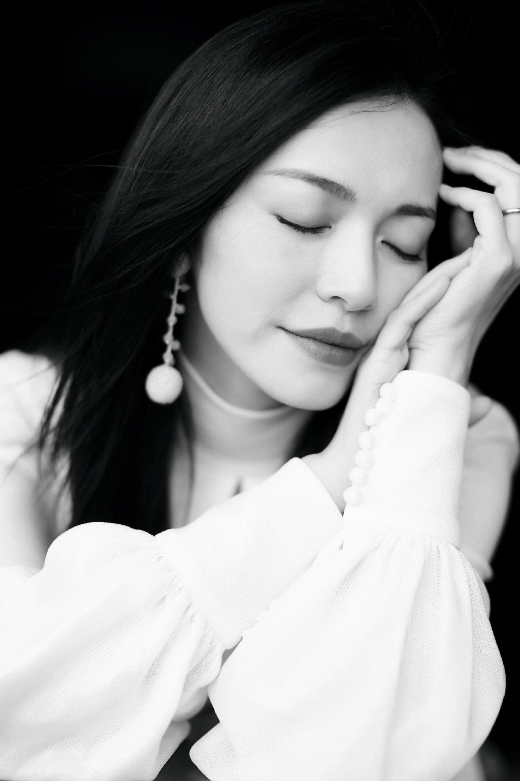 姚晨成熟干练新剧发布会写真图片图片