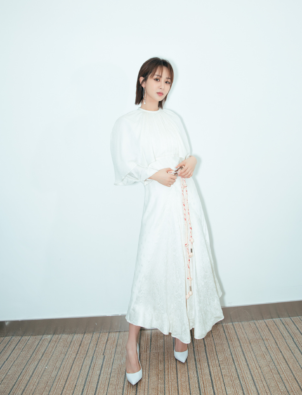 高清中国内地影视北京女演员杨紫微博之夜性感优雅写真图片图片