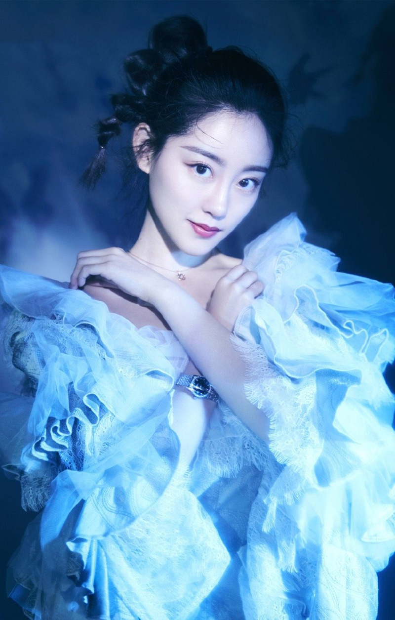 中国内地黑龙江齐齐哈尔女演员祝绪丹性感迷人写真桌面壁纸图片