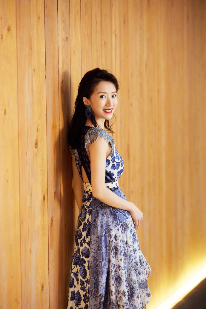 李念图片   李念优雅迷人写真图片图片
