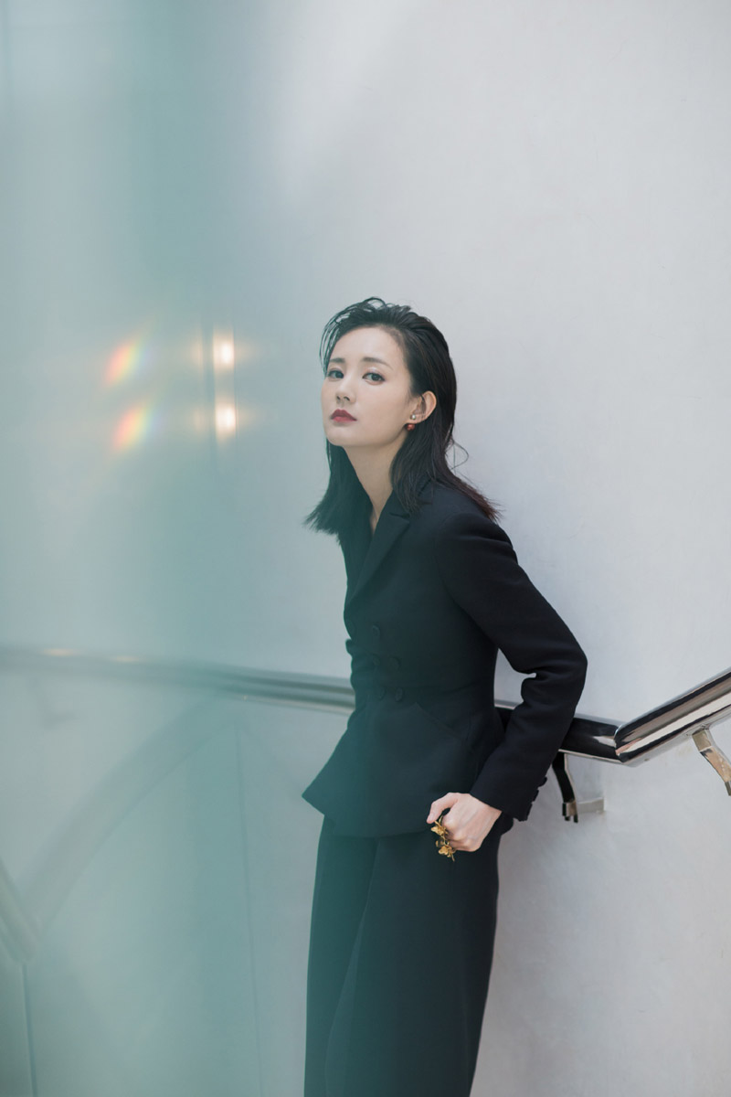 高清中国内地山东济南女演员李一桐Q清纯小公主白裙明星美女写真图片图片