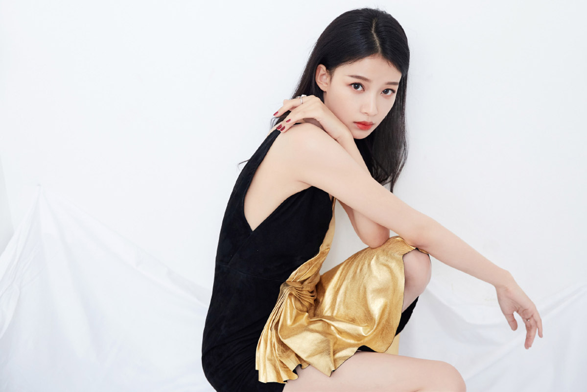 林省通化市集安女明星孙怡妩媚动人时尚写真大片图片