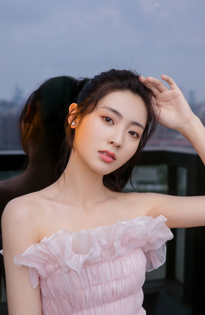 高清中国内地北京朝阳女演员邢菲清爽唯美高清桌面壁纸图片 高清中国内地北京朝阳女演员邢菲清爽唯美高清桌面壁纸图片
