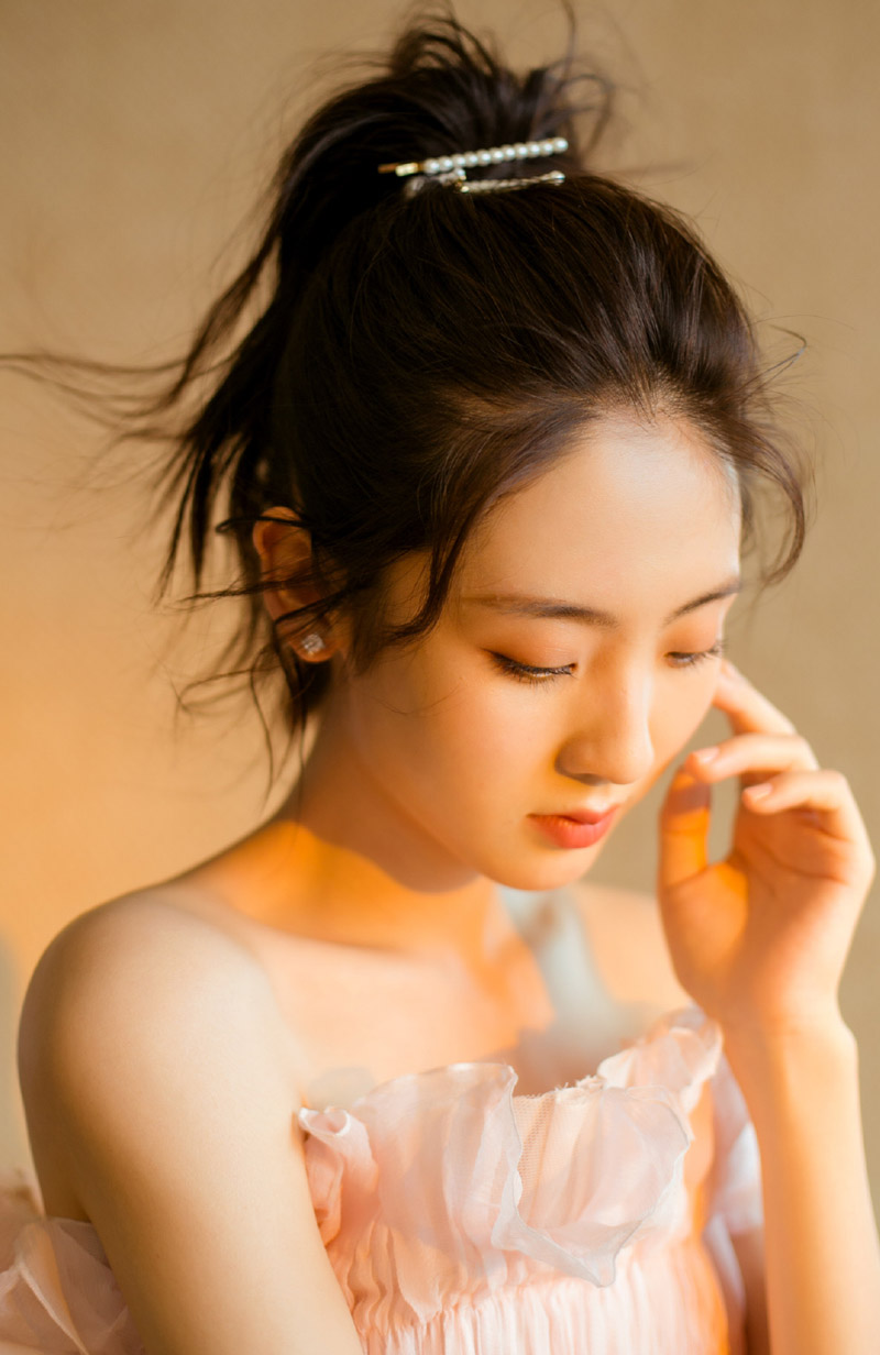 高清中国内地北京朝阳女演员邢菲清爽唯美高清桌面壁纸图片 高清中国内地北京朝阳女演员邢菲清爽唯美高清桌面壁纸图片