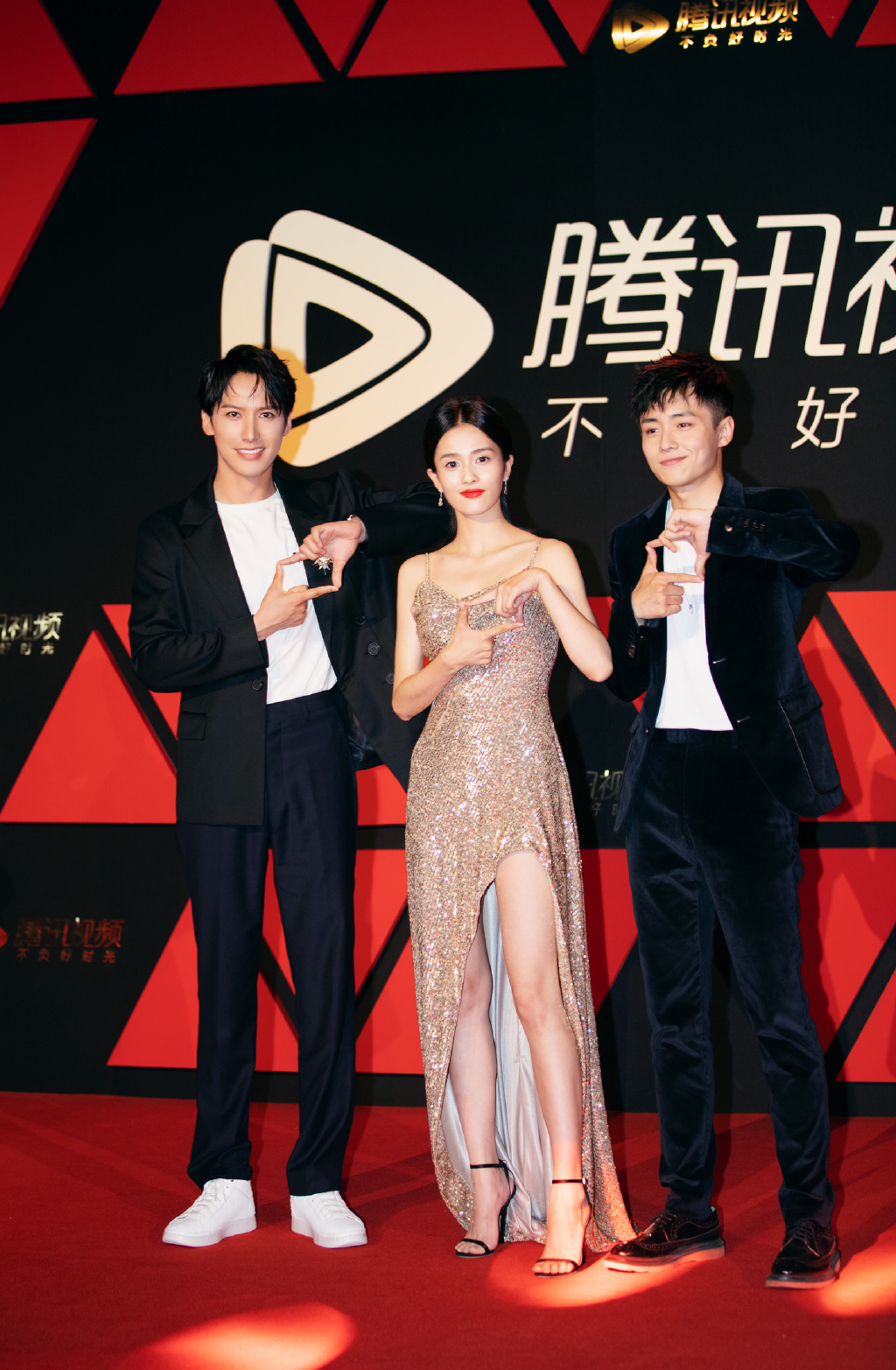 高清中国内地男演员男星赖艺2019腾讯视频年度活动照图片图片 高清中国内地男演员男星赖艺2019腾讯视频年度活动照图片图片