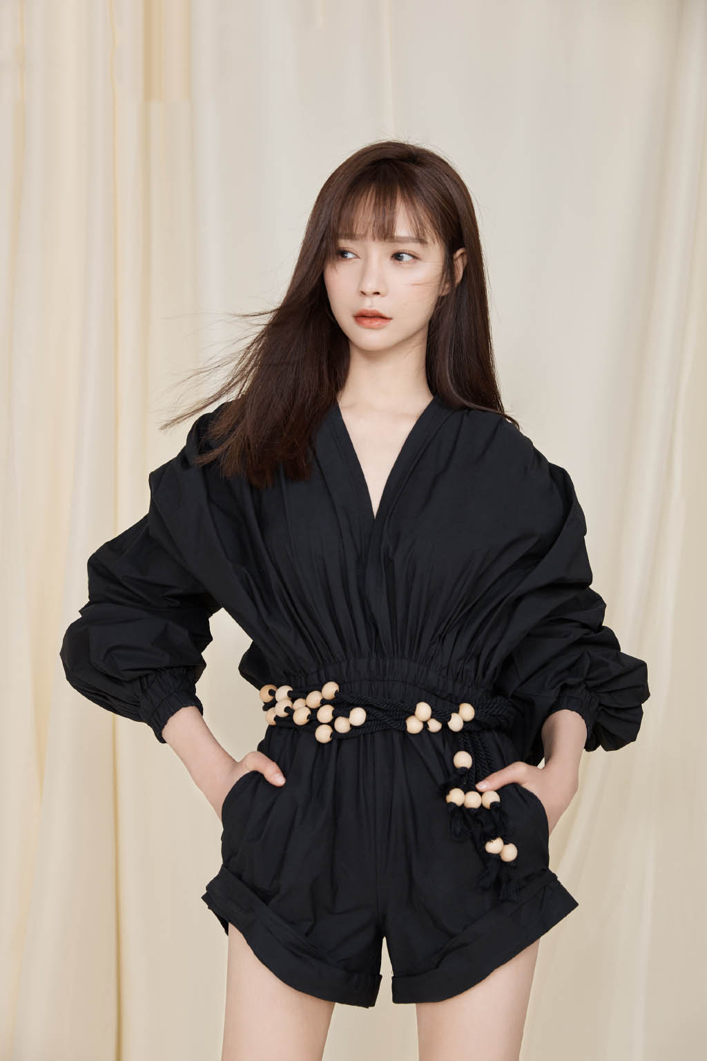 高清湖南省湘西吉首市美女沈梦辰抹胸性感唯美写真图片图片