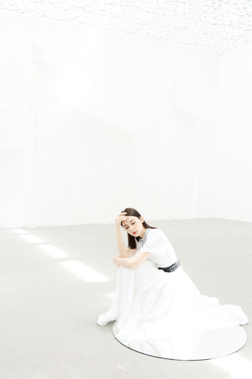 中国内地新疆乌鲁木齐市影视女演员古力娜扎微博之夜性感甜美写真图片图片