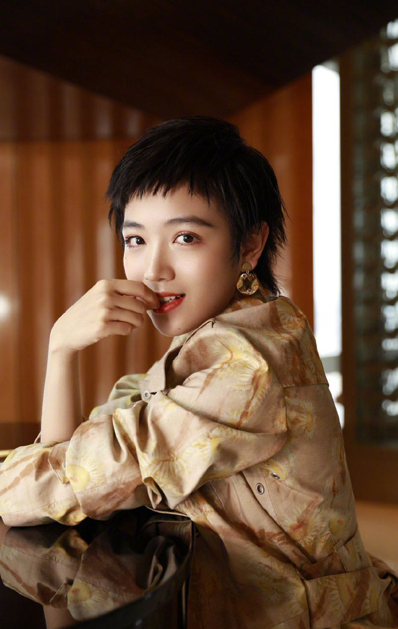 高清女星代露娃清爽利落活动写真图片图片