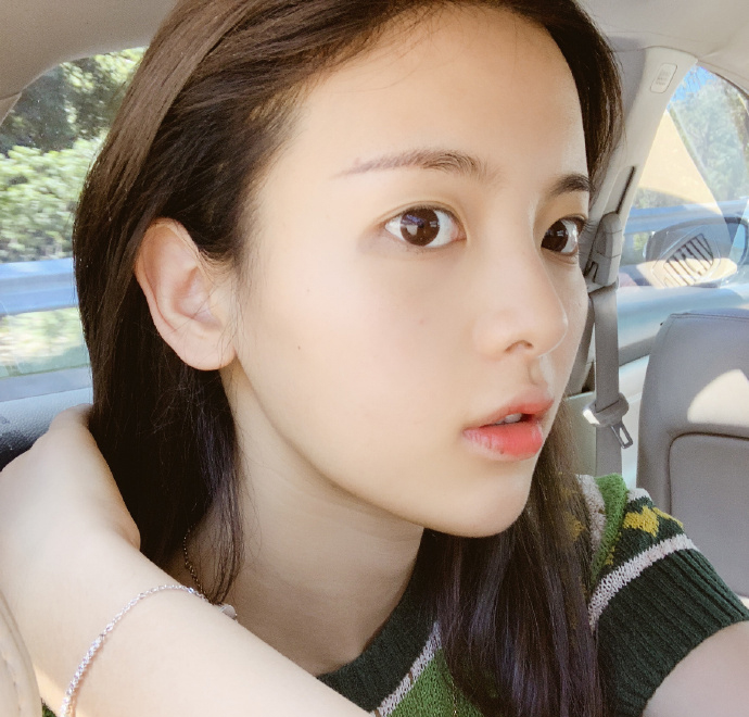 高清江苏女星杨超越甜美少女感写真图片图片