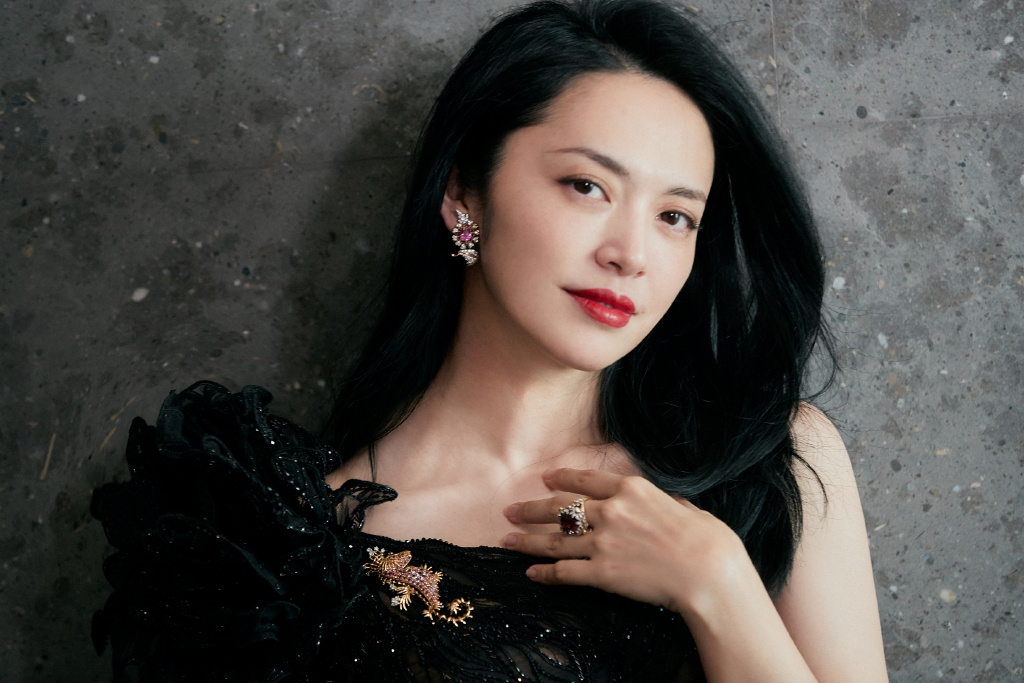 高清中国内地福建省泉州女演员姚晨性感清爽写真图片桌面壁纸图片