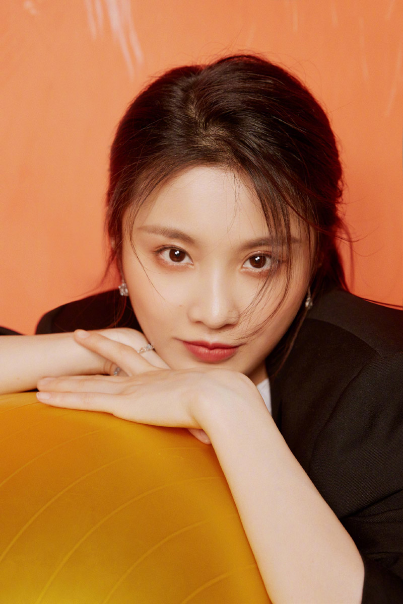 中国内地女演员谋女郎张慧雯如梦如幻唯美写真图片图片