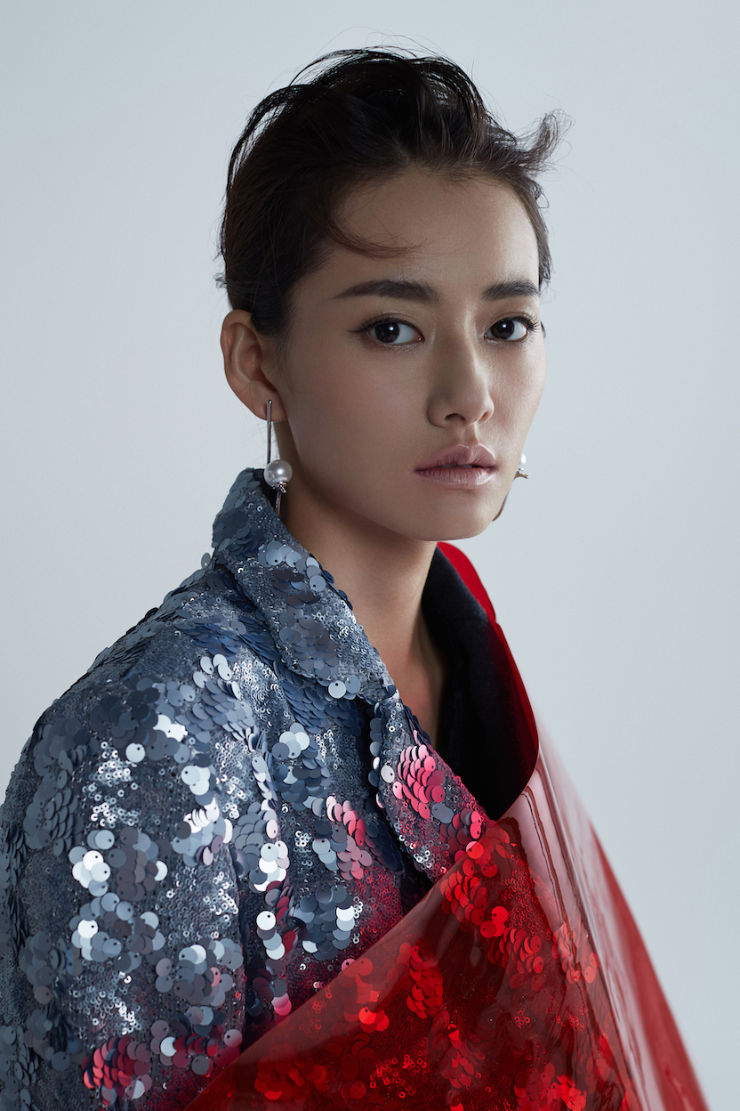 高清中国内地陕西西安女演员柴碧云文艺时尚写真图片：淡雅高贵图片