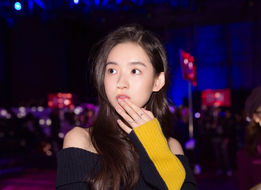 王玉雯优雅迷人活动写真图片图片