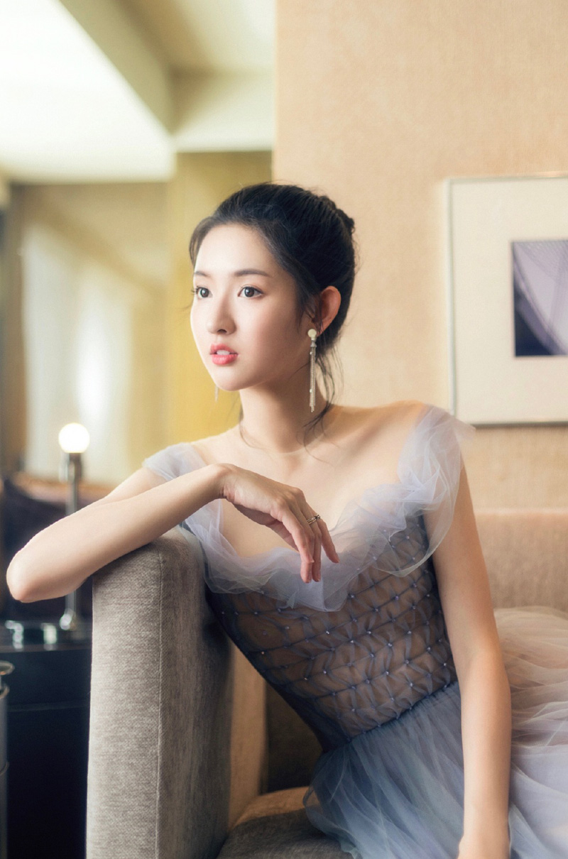 王玉雯优雅迷人活动写真图片图片