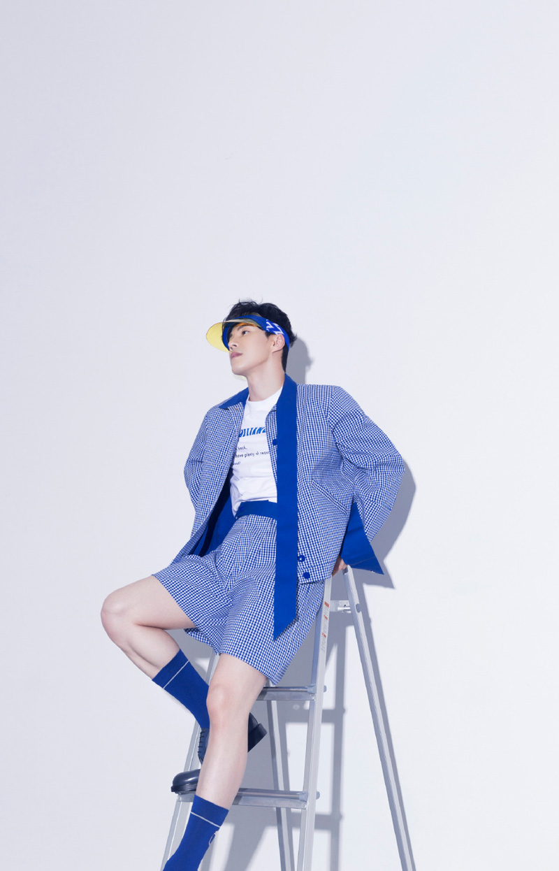 高清新加坡男演员王冠逸寸头造型帅气写真图片图片