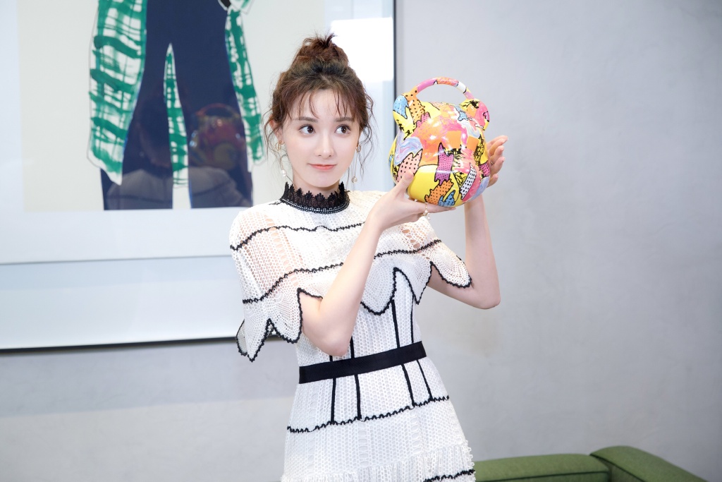 彭小苒图片
