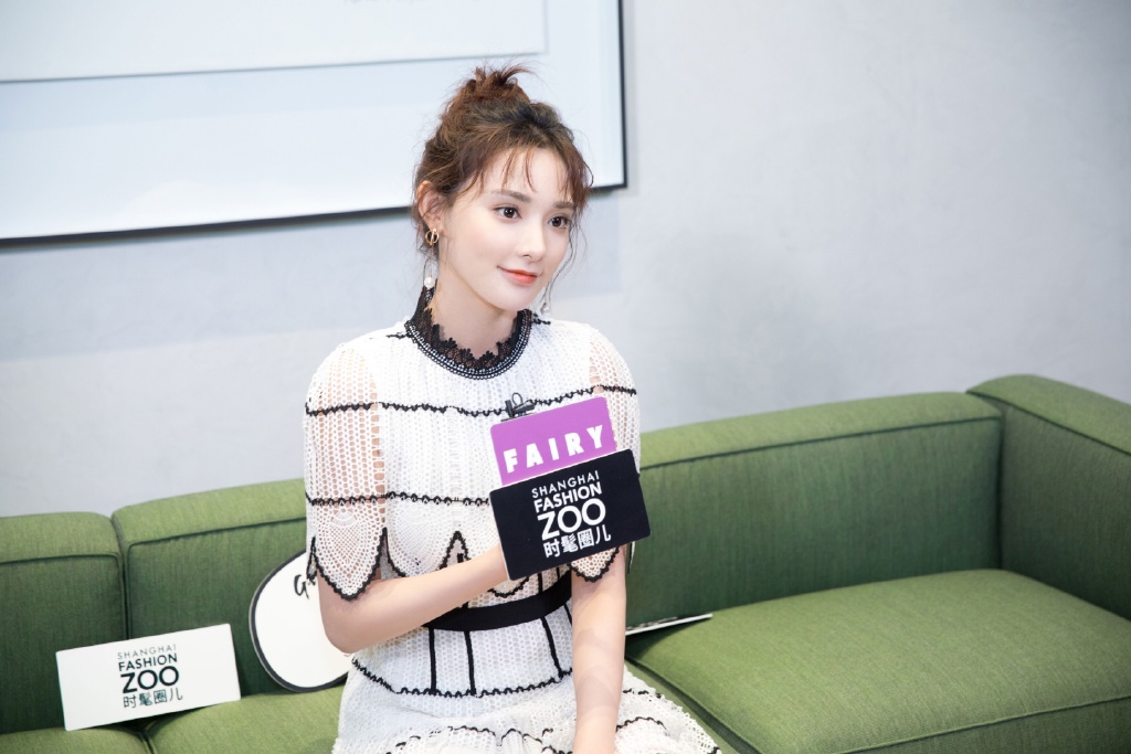 彭小苒图片
