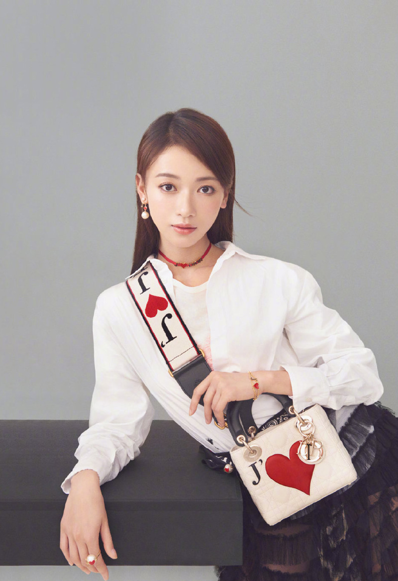 吴谨言图片